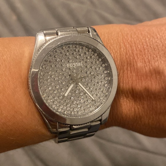 Women’s silver crystal Fossil watch - Picture 2 of 3